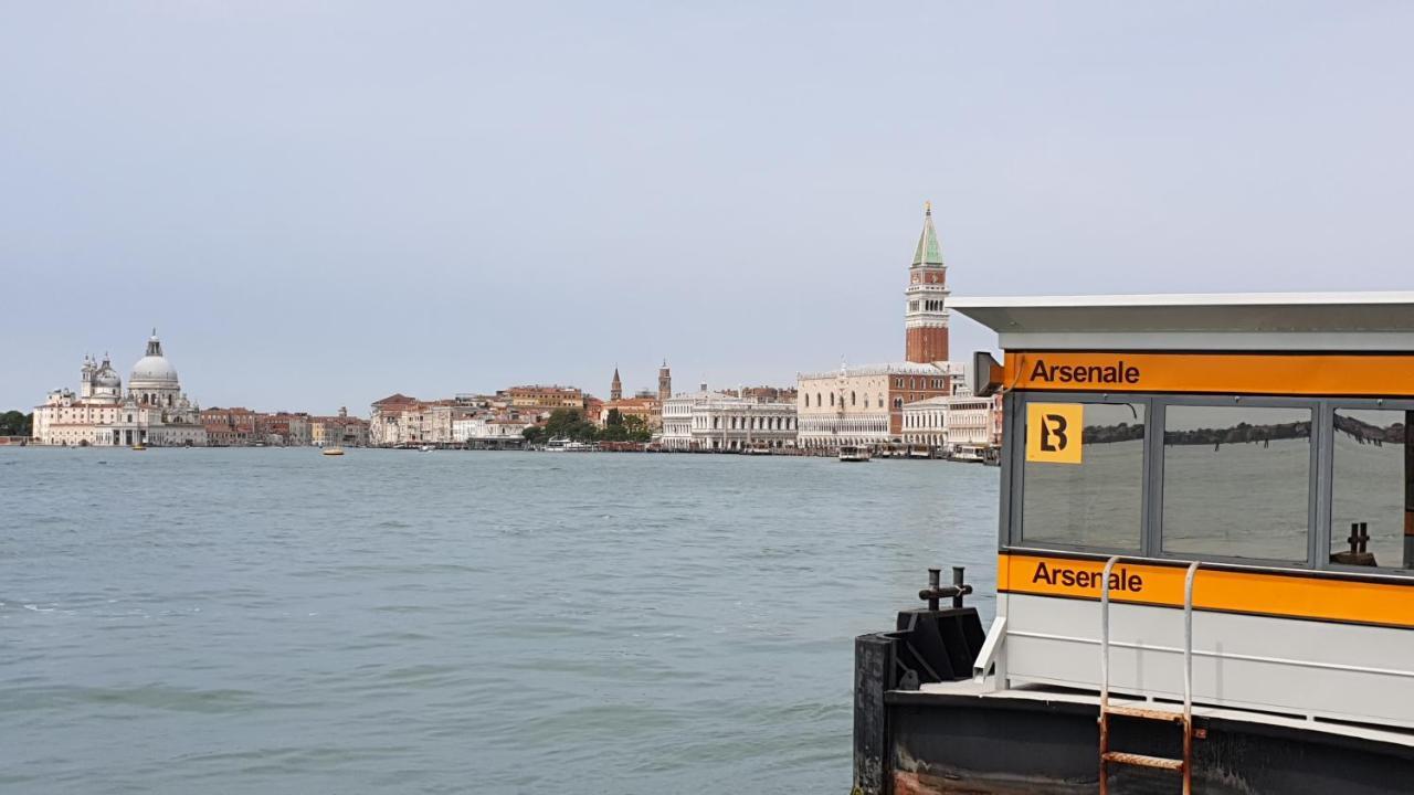 Venice Life Екстер'єр фото